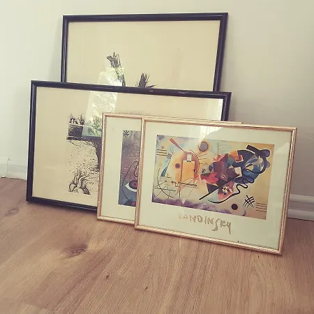 Cosy And Chic... Parking Included Apartment